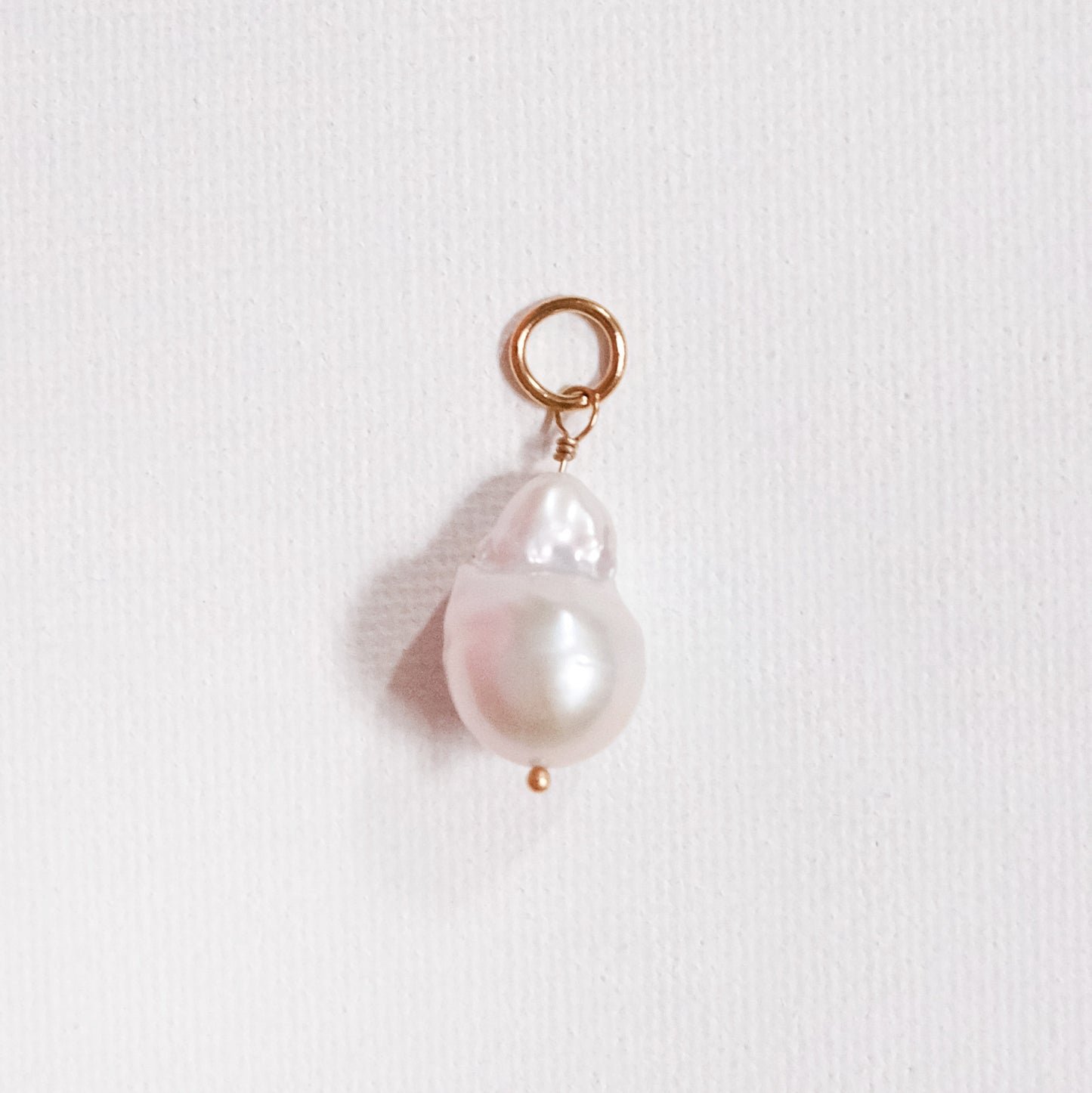 Baroque Pearl Pendant Large White/Gold