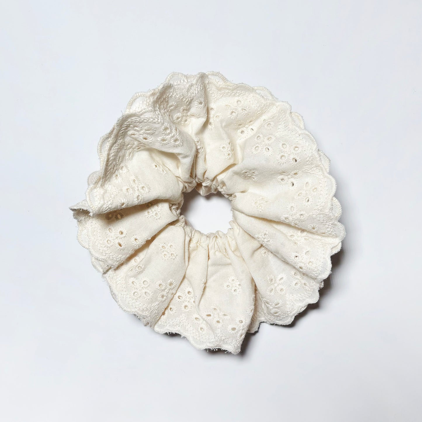 Sophia Embroidered Scrunchie Cream