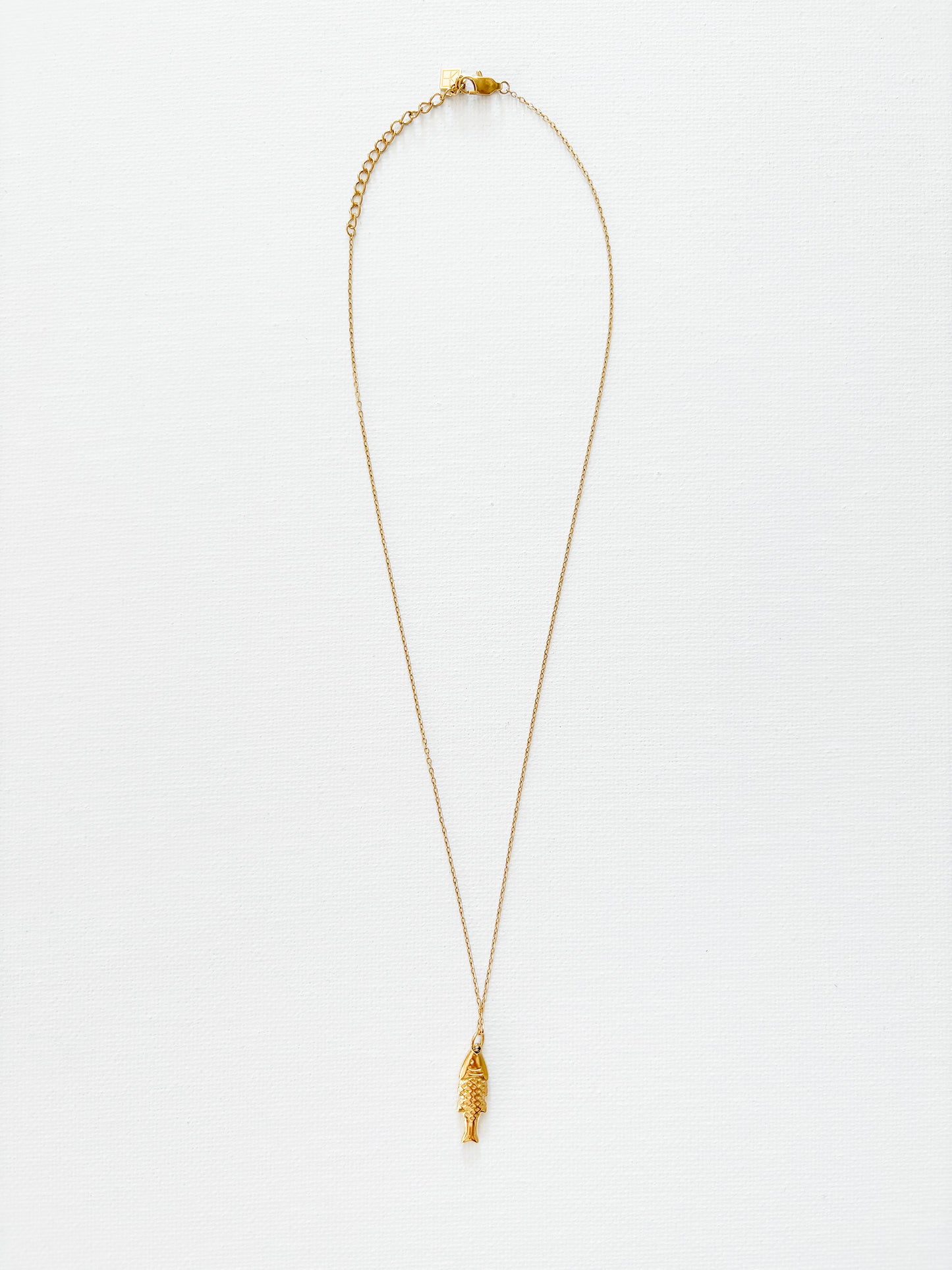 Fish Pendant Necklace Gold