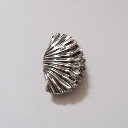 Shell Hair Claw Silver