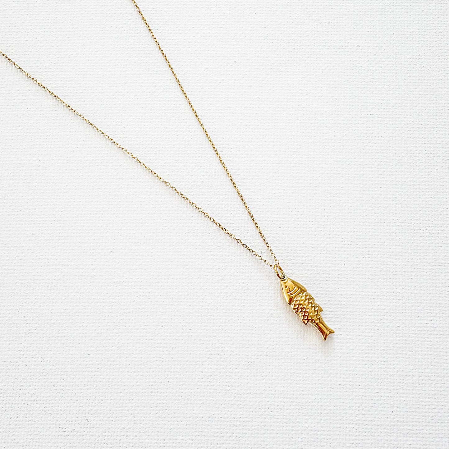 Fish Pendant Necklace Gold