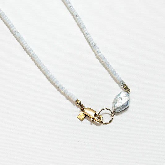 Lara Necklace With A Keshi Pearl Opalite/Gold